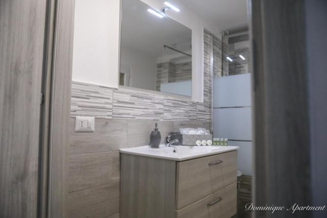 Apartment Dominique Бари Екстериор снимка